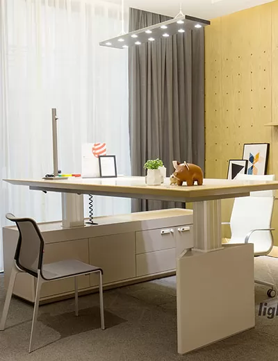 尺乐·Titan泰坦班台